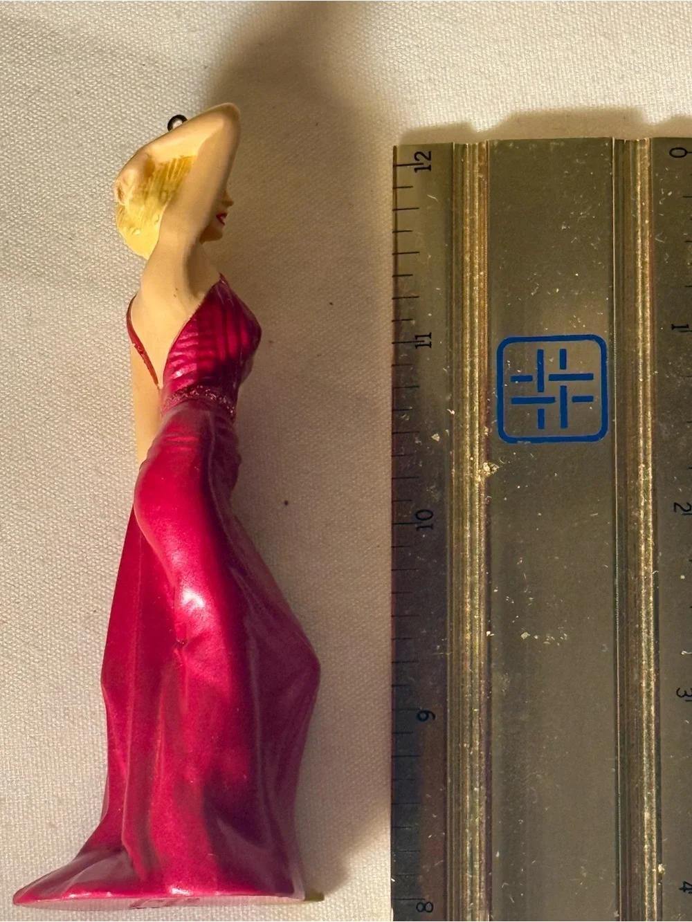 Hallmark Marilyn Monroe How to Marry a Millionaire 2014 Keepsake Ornament